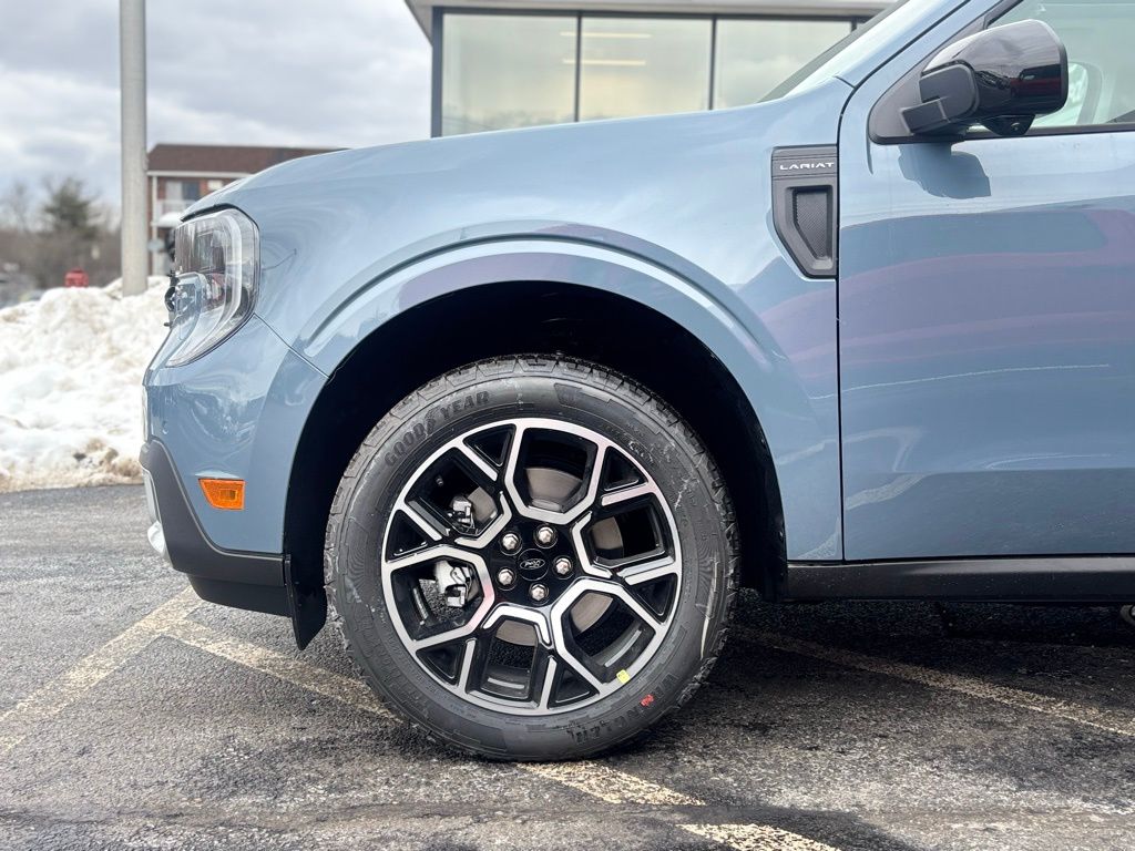 New 2026 Ford Maverick Lariat SuperCrew Cab - photo 3