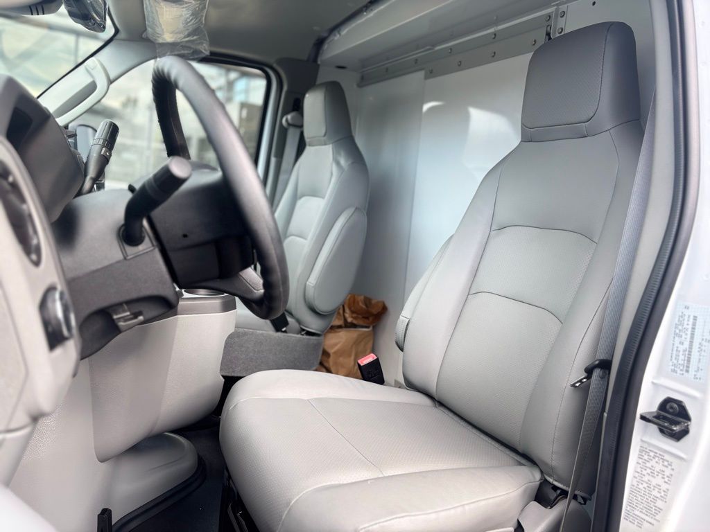 New 2026 Ford E-350 Cutaway - photo 16