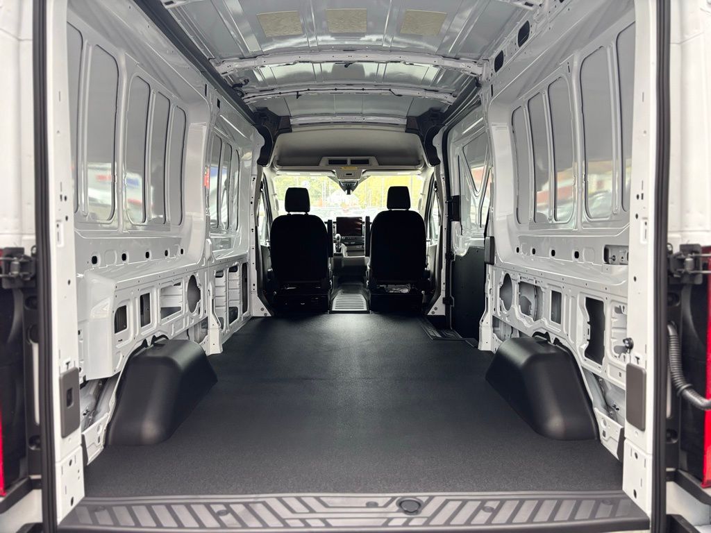 New 2026 Ford Transit 250 Medium Roof Empty Cargo Van - photo 6
