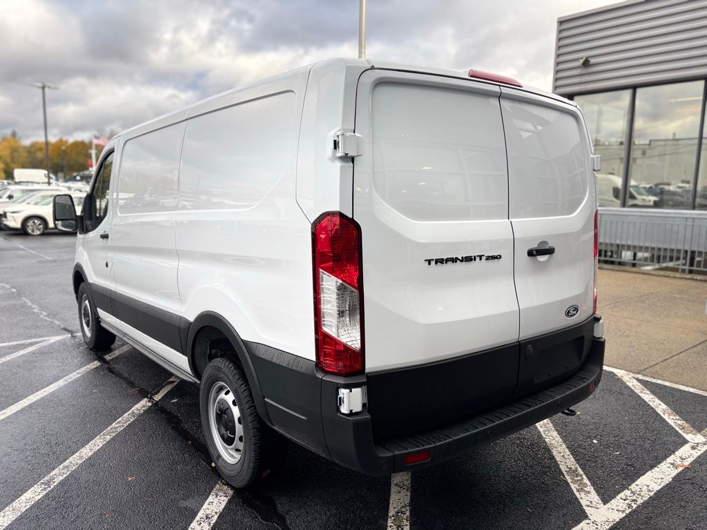 New 2026 Ford Transit 250 Low Roof Empty Cargo Van - photo 4