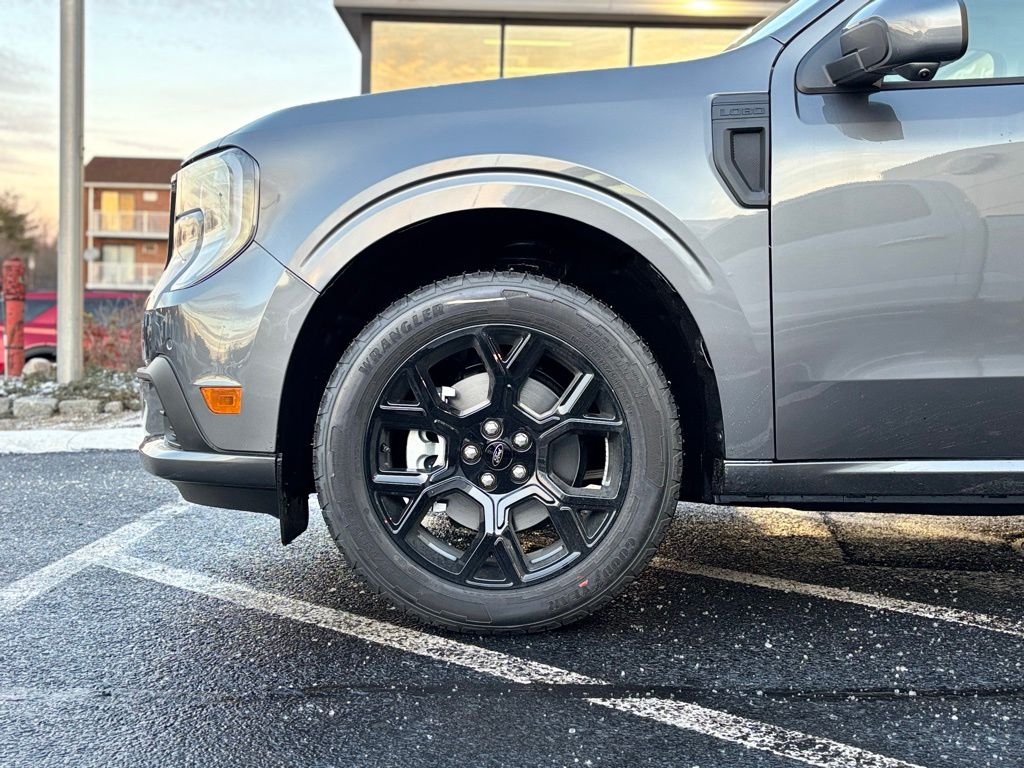 New 2026 Ford Maverick - photo 2