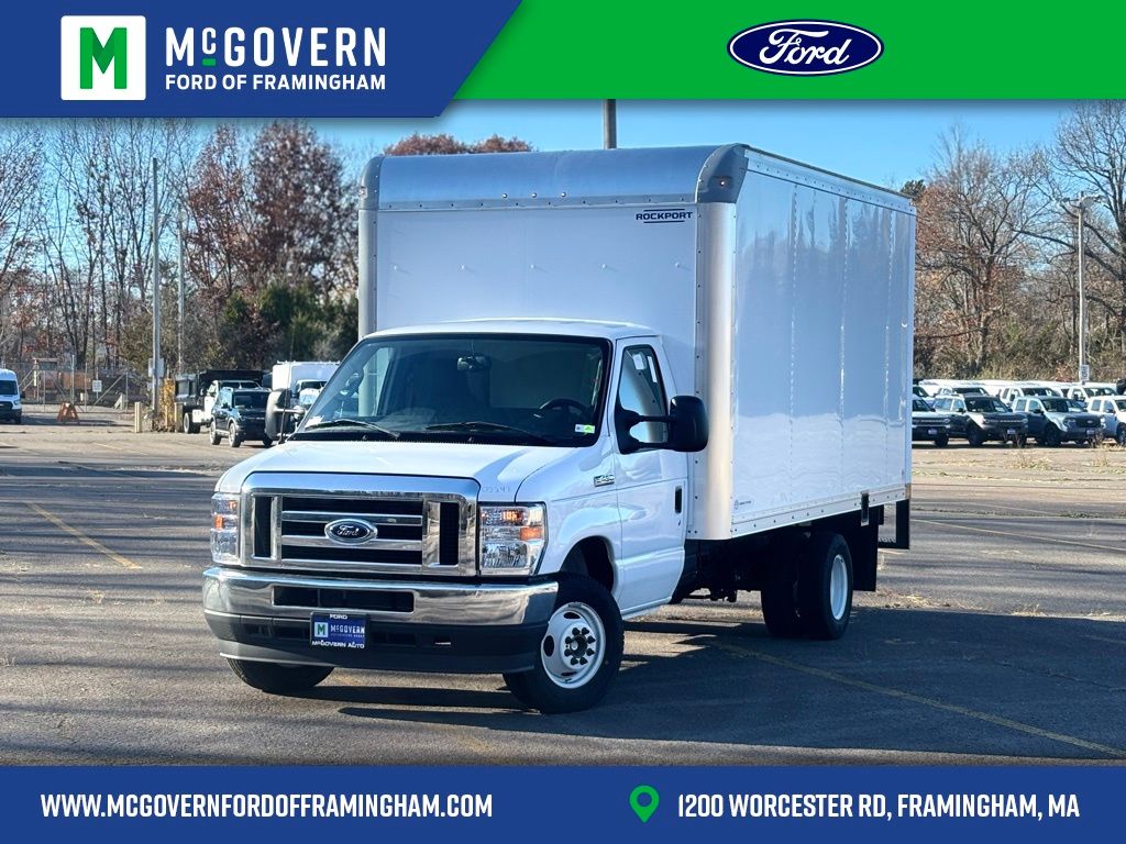 New 2024 Ford E-450 - photo 1
