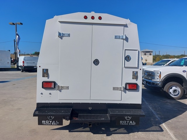 New 2026 Ford E-350 Cutaway - photo 4