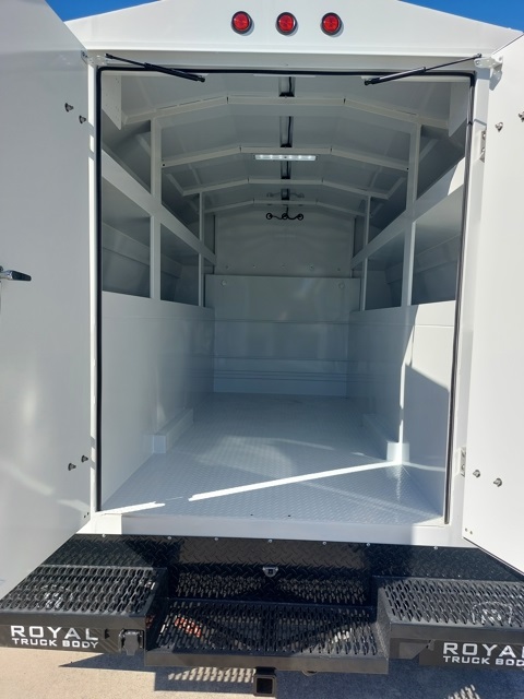 New 2026 Ford E-350 Cutaway - photo 8