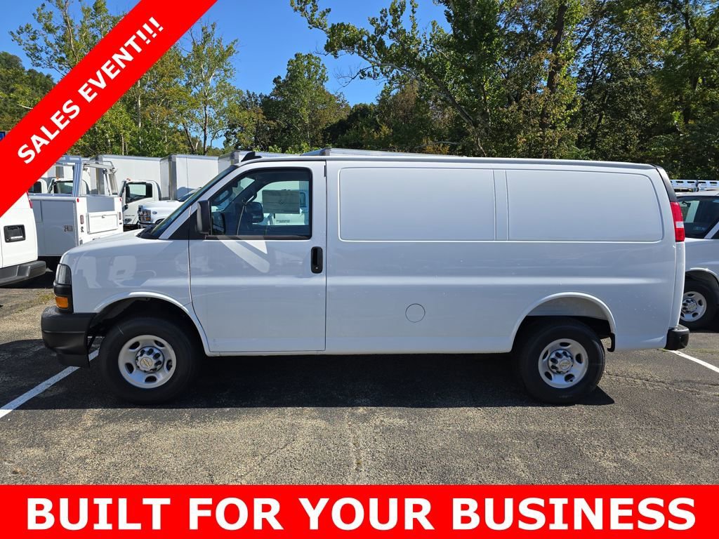 New 2025 Chevrolet Express 2500 - photo 2