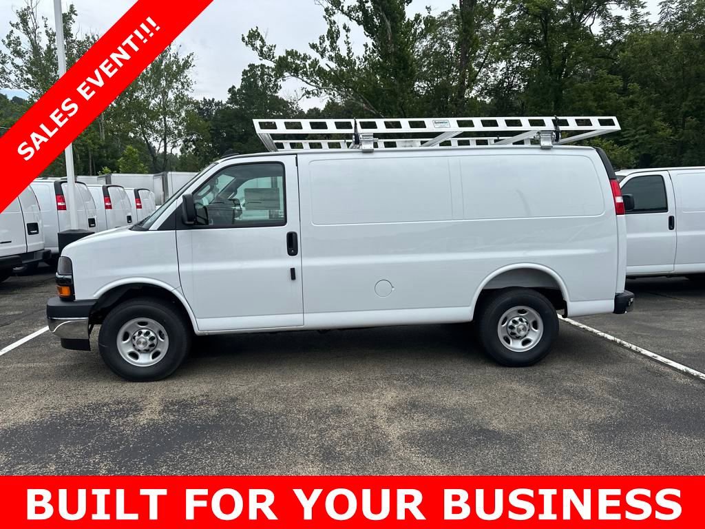 New 2025 Chevrolet Express 2500 - photo 2