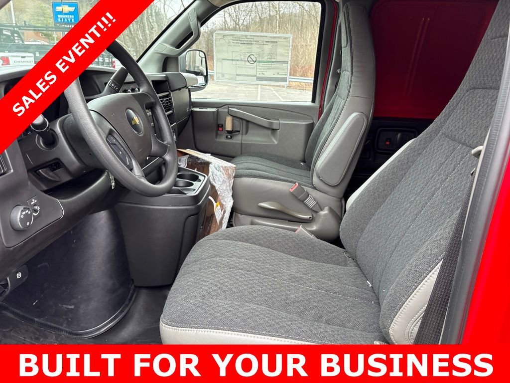 New 2026 Chevrolet Express 3500 Empty Cargo Van - photo 6