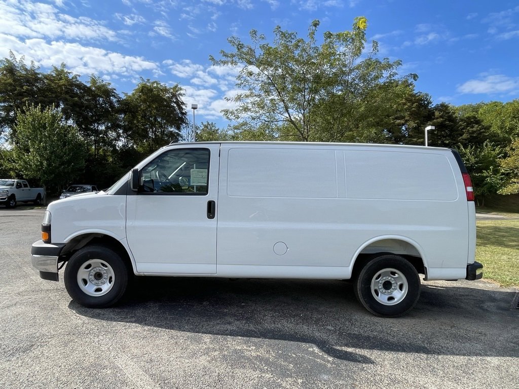 New 2025 Chevrolet Express 3500 Empty Cargo Van - photo 44