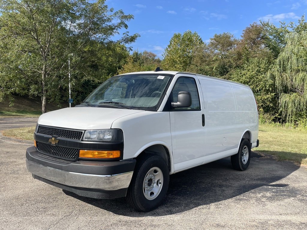 New 2025 Chevrolet Express 3500 Empty Cargo Van - photo 45