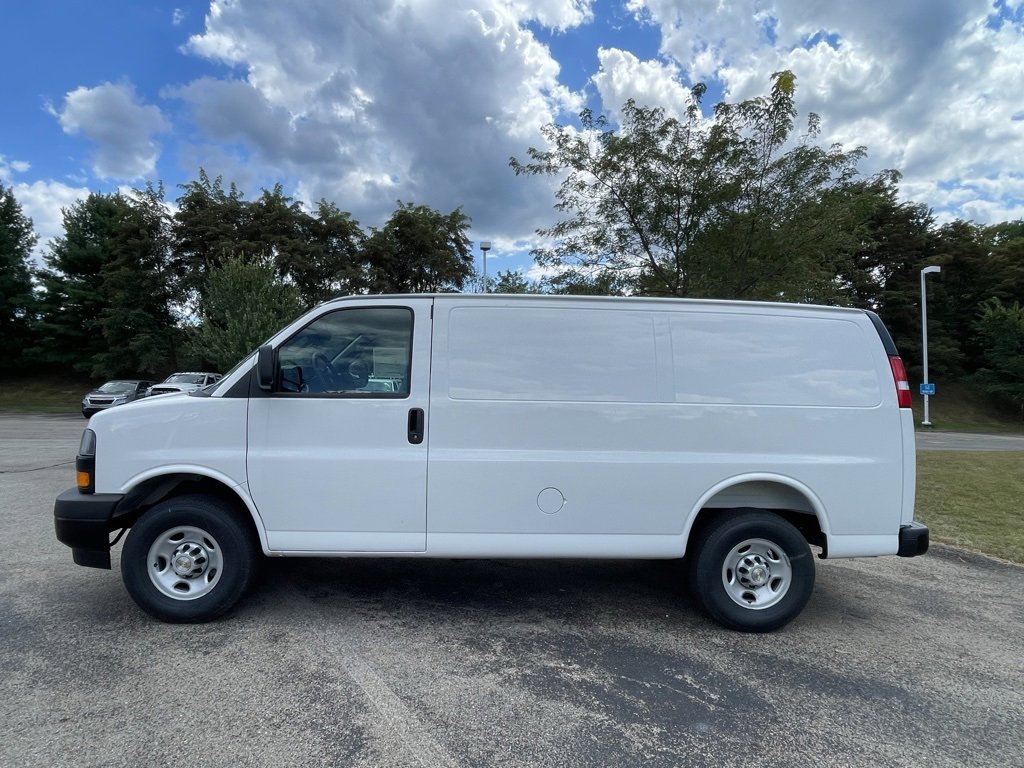 New 2025 Chevrolet Express 2500 Empty Cargo Van - photo 6