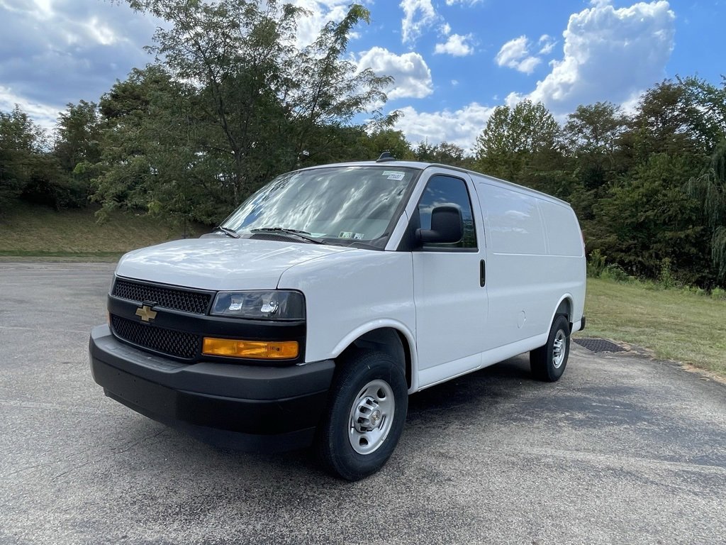 New 2025 Chevrolet Express 2500 Empty Cargo Van - photo 7
