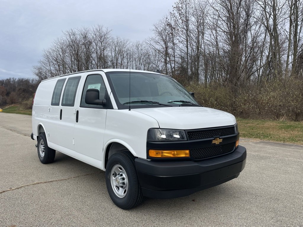 New 2025 Chevrolet Express 2500 Empty Cargo Van - photo 31