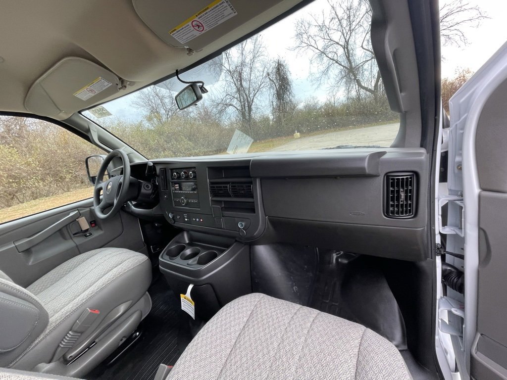New 2025 Chevrolet Express 2500 Empty Cargo Van - photo 40