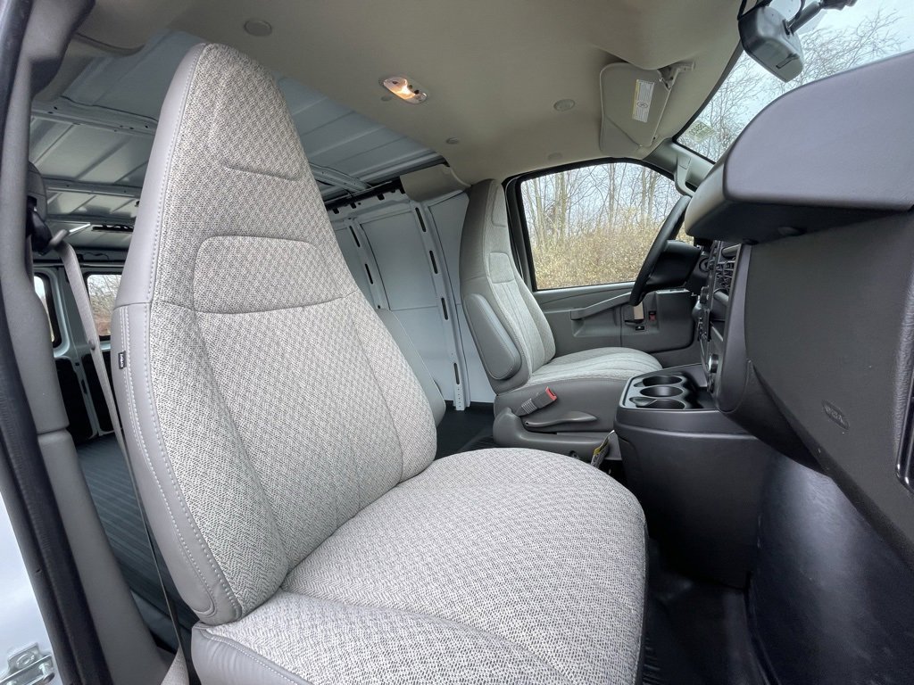 New 2025 Chevrolet Express 2500 Empty Cargo Van - photo 41