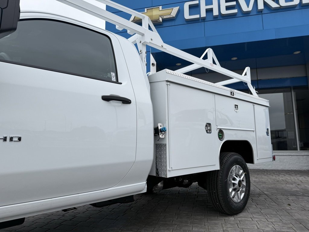 New 2026 Chevrolet Silverado 2500 Regular Cab Cab Chassis - photo 3