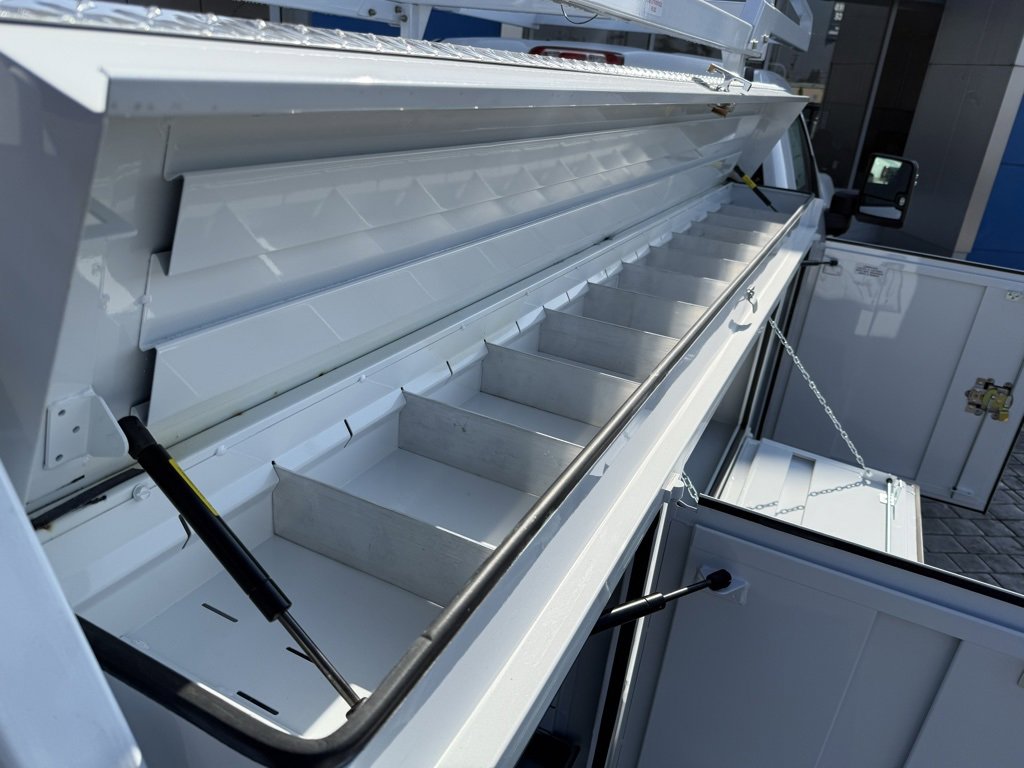 New 2026 Chevrolet Silverado 2500 Regular Cab Cab Chassis - photo 18