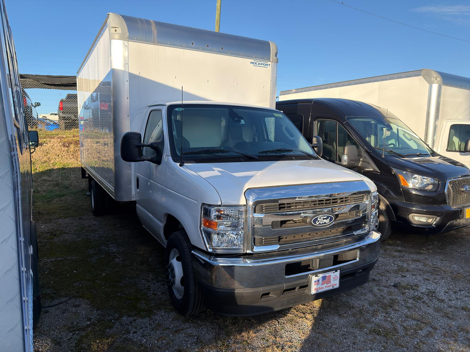 New 2026 Ford E-350 - photo 1