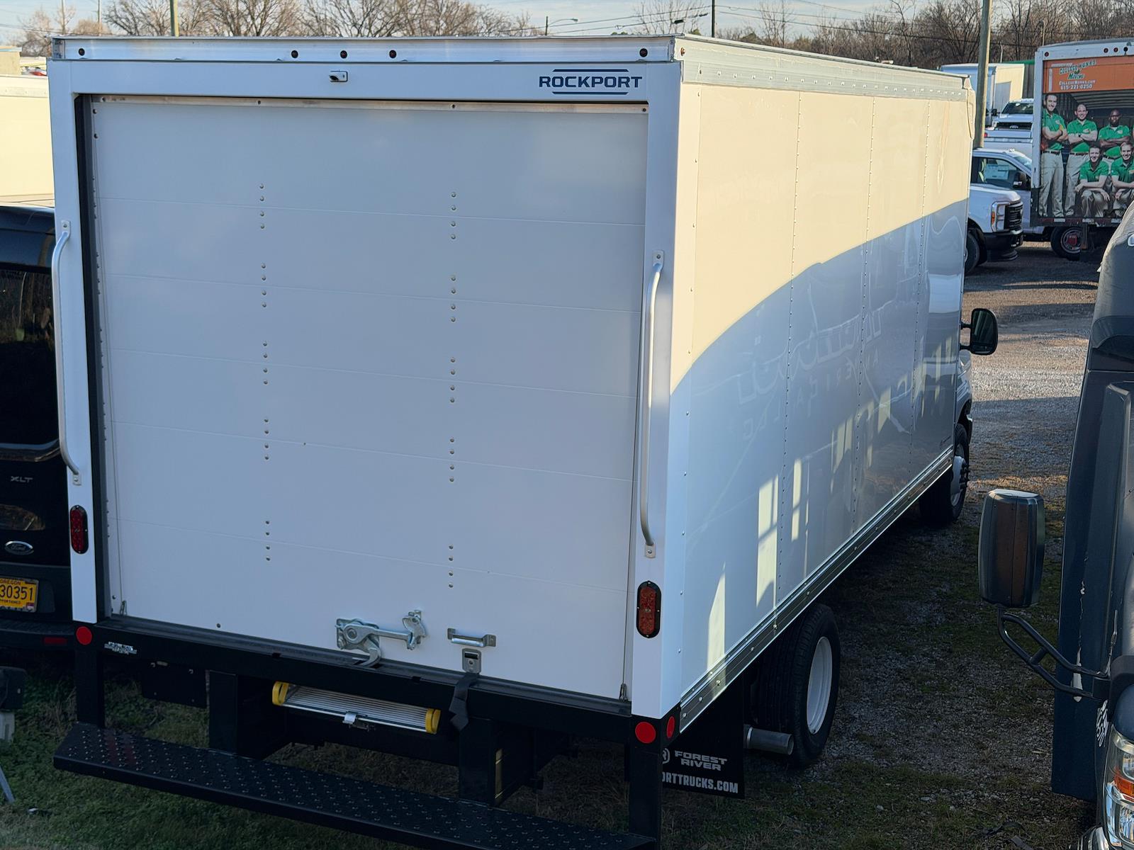 New 2026 Ford E-350 Cutaway - photo 3