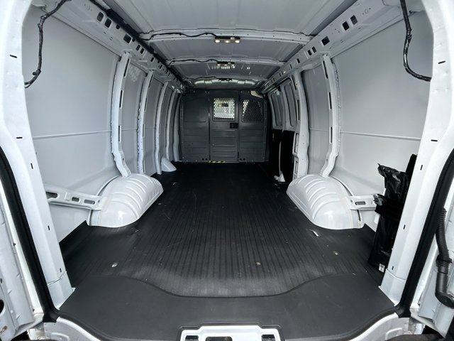 New 2025 GMC Savana 3500 Empty Cargo Van - photo 28