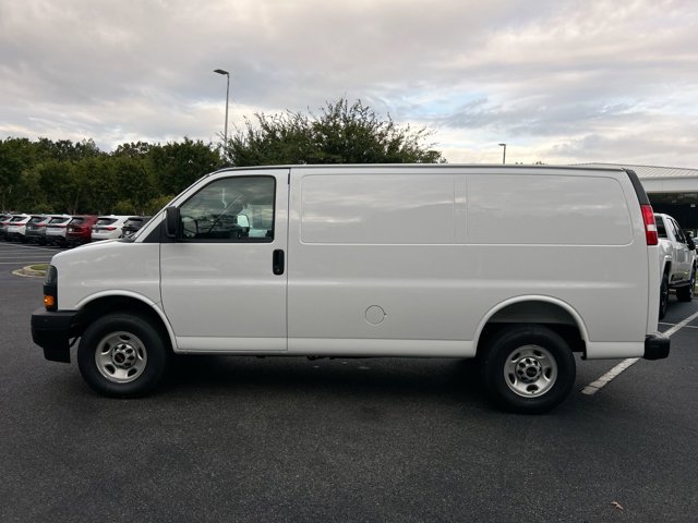 New 2025 GMC Savana 3500 Empty Cargo Van - photo 5
