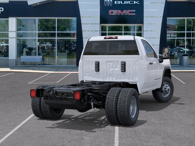 New 2025 GMC Sierra 3500 Regular Cab Cab Chassis - photo 4