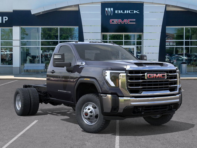 New 2025 GMC Sierra 3500 Regular Cab Cab Chassis - photo 7