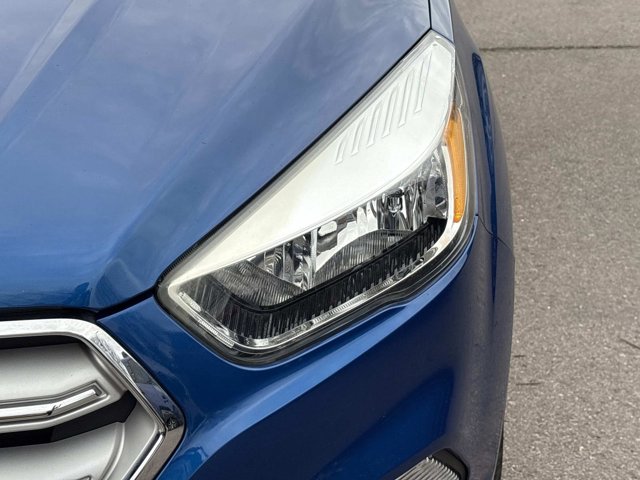 Used 2019 Ford Escape SE - photo 34