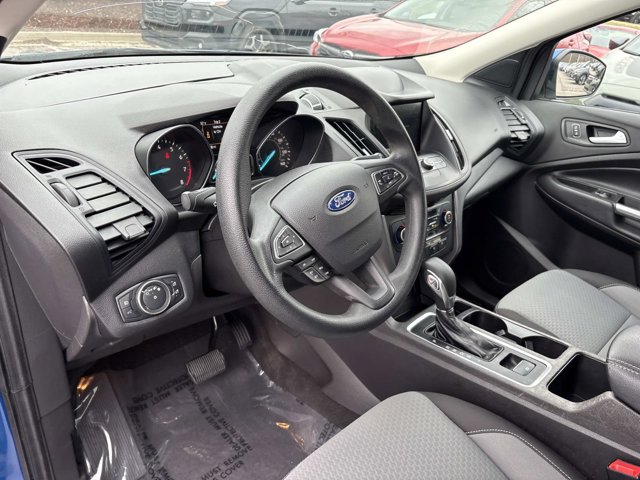 Used 2019 Ford Escape SE - photo 4