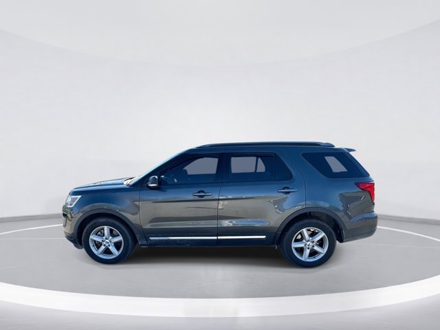 Used 2019 Ford Explorer XLT - photo 4