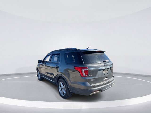 Used 2019 Ford Explorer XLT - photo 5