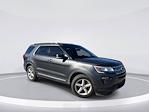 Used 2019 Ford Explorer XLT thumbnail 1