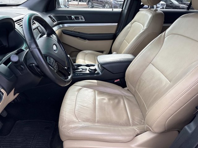 Used 2016 Ford Explorer XLT - photo 14