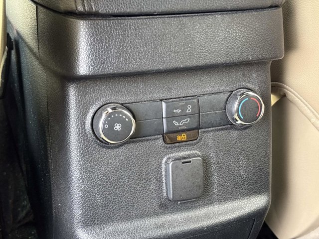 Used 2016 Ford Explorer XLT - photo 28