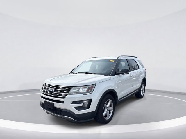 Used 2016 Ford Explorer XLT - photo 3