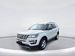 Used 2016 Ford Explorer XLT thumbnail 3