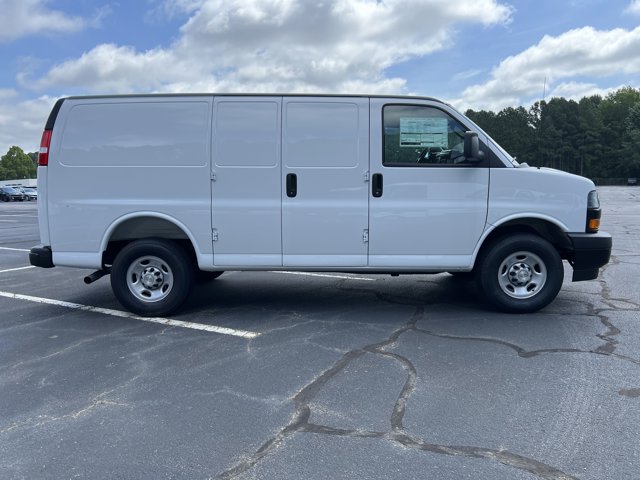 New 2025 Chevrolet Express 2500 Empty Cargo Van - photo 7