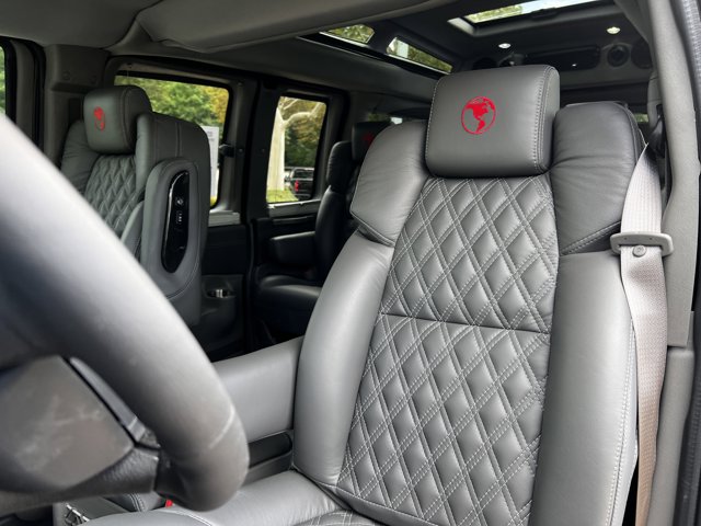New 2025 Chevrolet Express 2500 Empty Cargo Van - photo 8