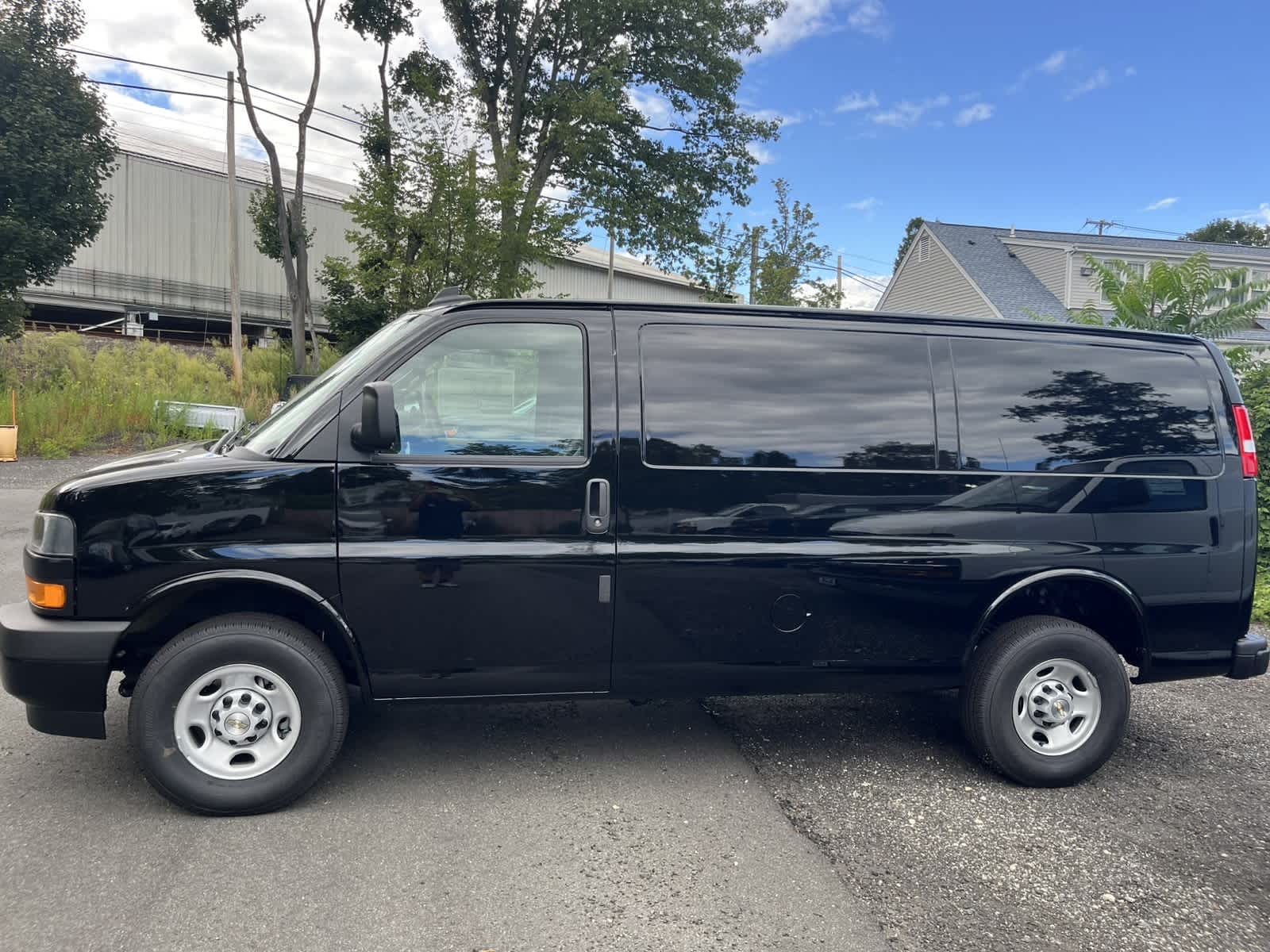 New 2025 Chevrolet Express 2500 Empty Cargo Van - photo 9