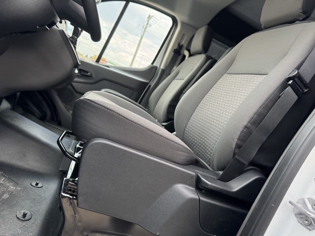 New 2026 Ford Transit 250 Low Roof Empty Cargo Van - photo 5