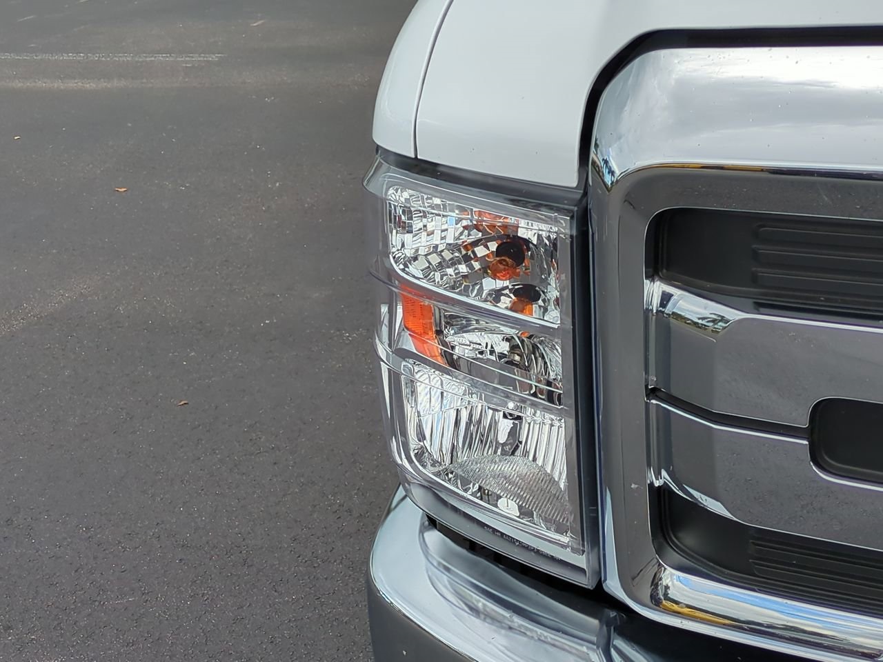 New 2026 Ford E-350 Cutaway - photo 10