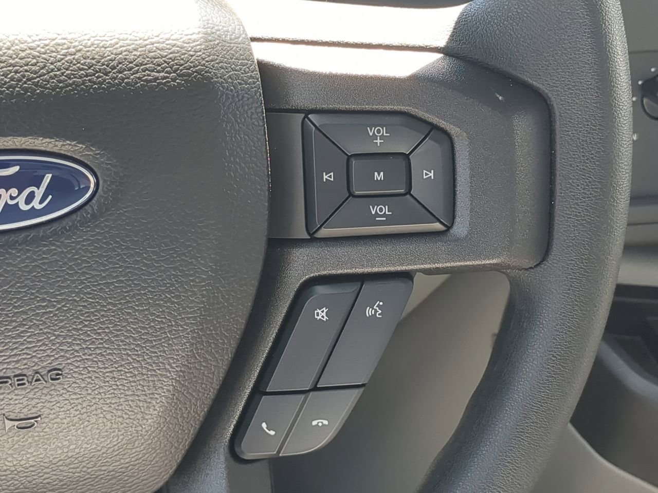 New 1996 Ford E-450 Cutaway - photo 23