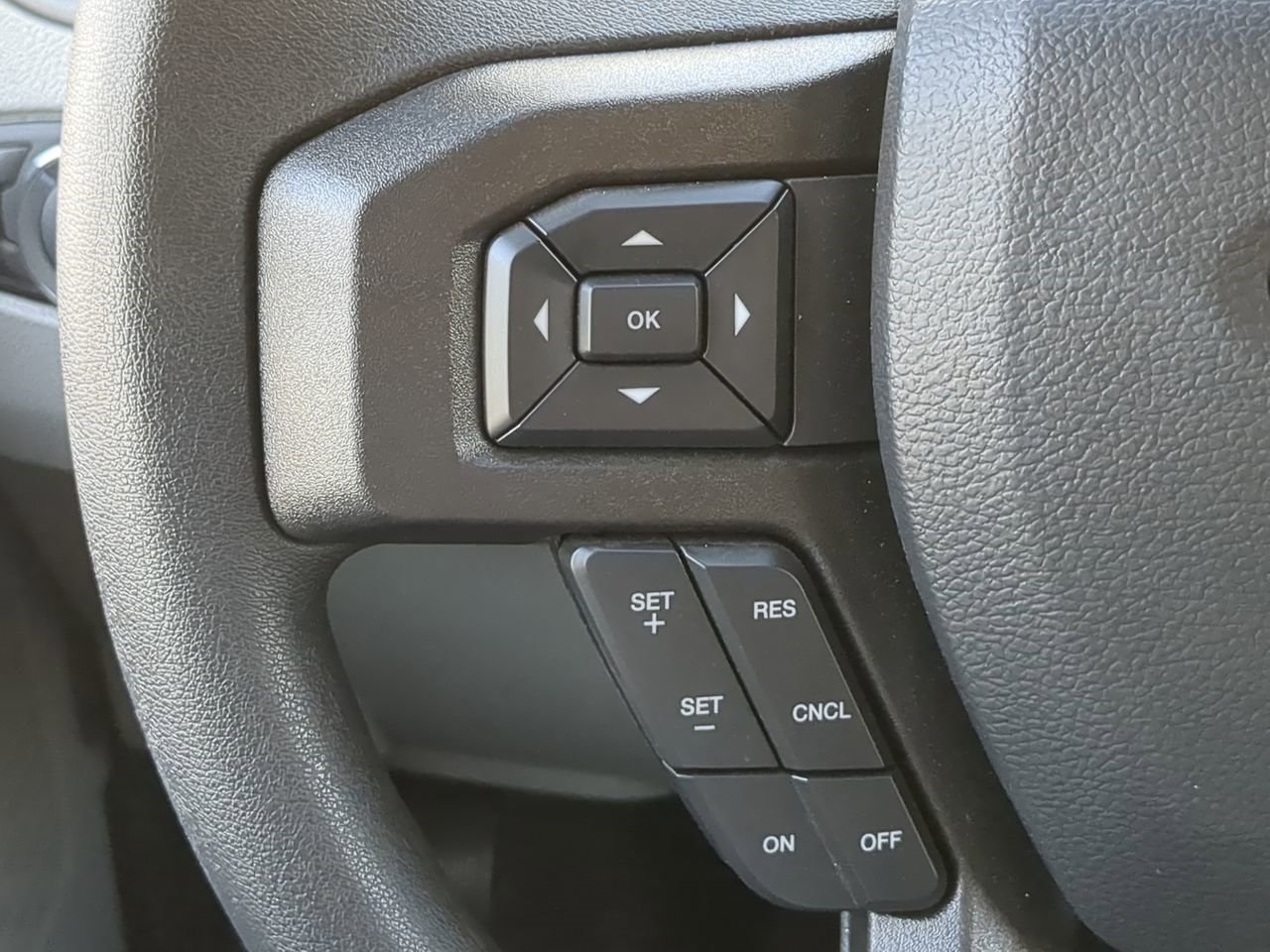 New 1996 Ford E-450 Cutaway - photo 22