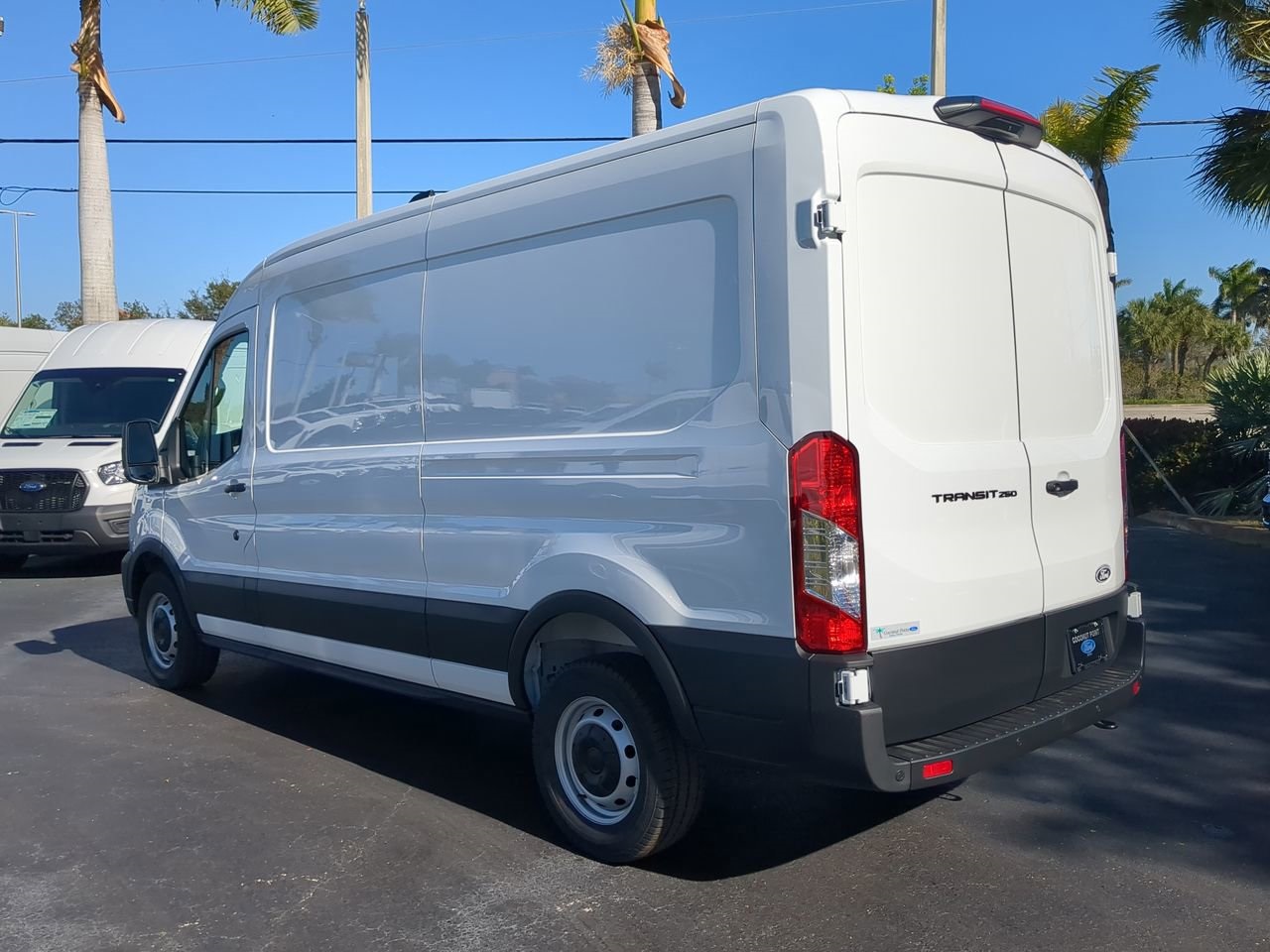 New 2026 Ford Transit 250 Medium Roof Empty Cargo Van - photo 4