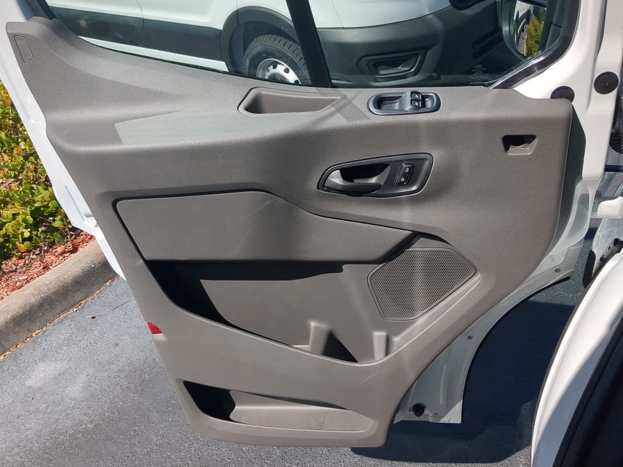 New 2026 Ford Transit 250 Medium Roof Empty Cargo Van - photo 28