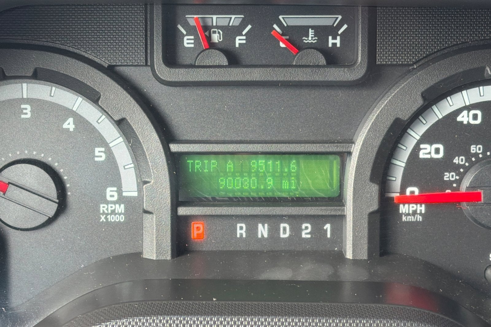 Used 2013 Ford E-350 Empty Cargo Van - photo 18