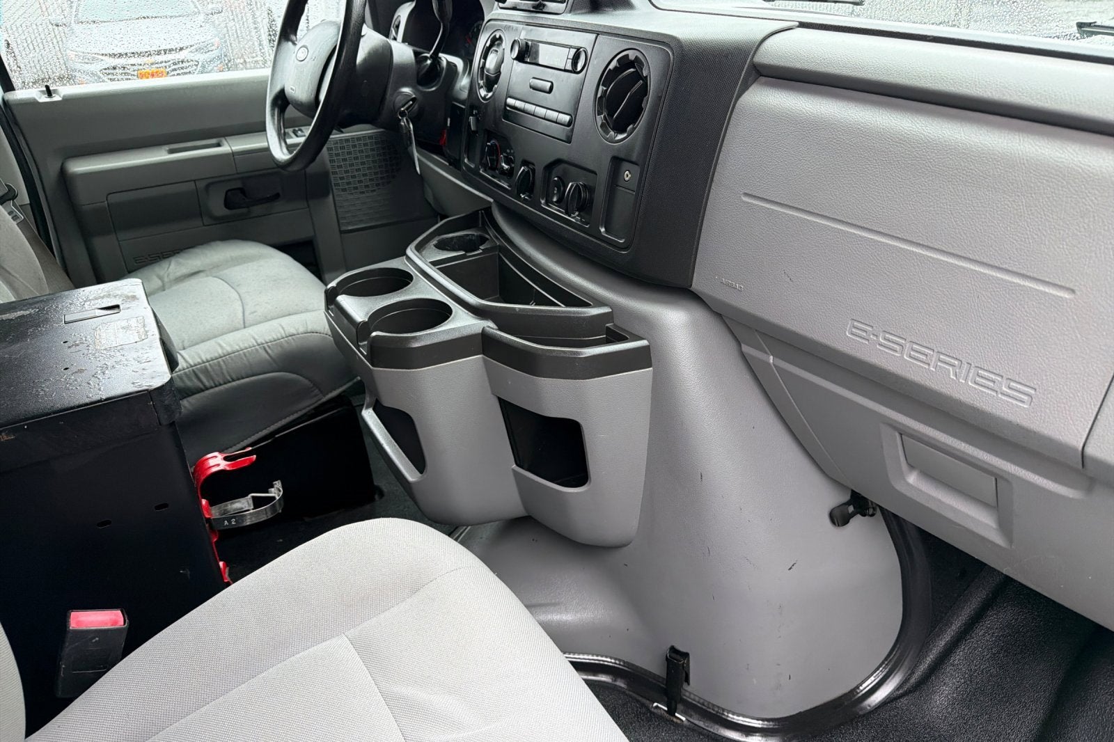Used 2014 Ford E-150 Empty Cargo Van - photo 12