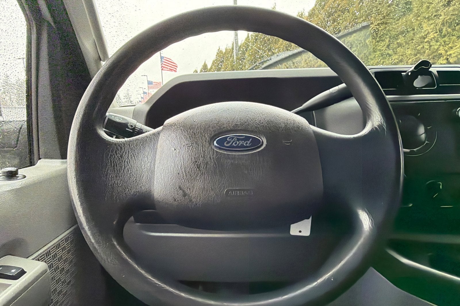 Used 2014 Ford E-150 Empty Cargo Van - photo 17