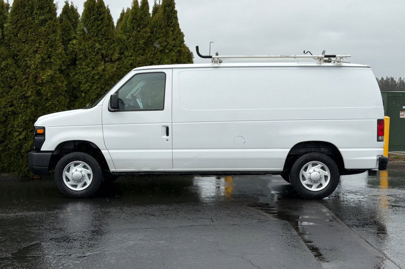 Used 2014 Ford E-150 Empty Cargo Van - photo 6