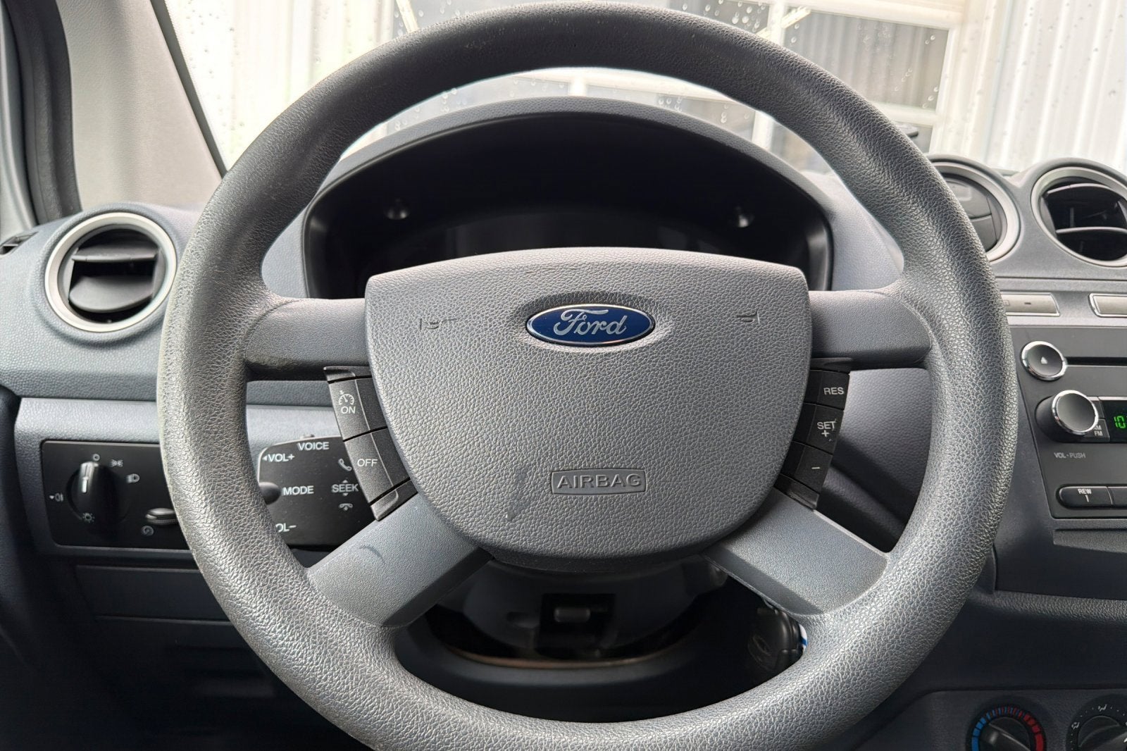Used 2013 Ford Transit Connect Empty Cargo Van - photo 19