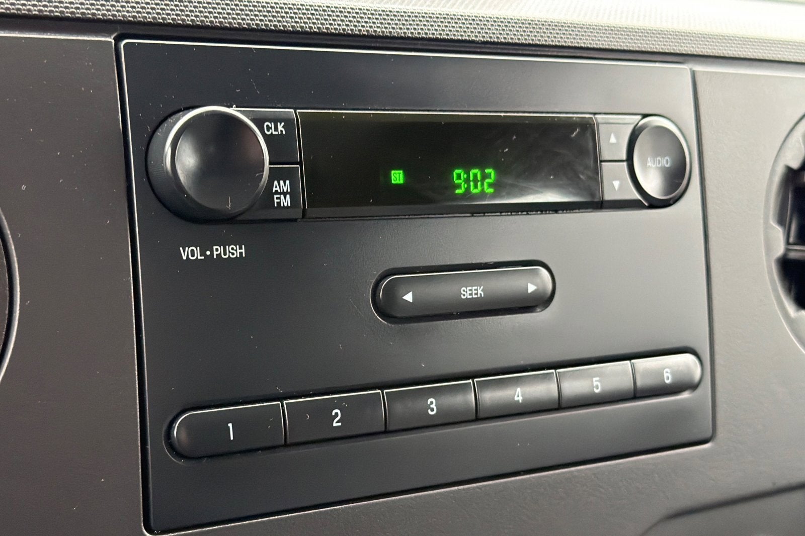 Used 2014 Ford E-150 Empty Cargo Van - photo 14